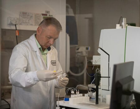 Professor Wojciech Chrzanowski in the lab.